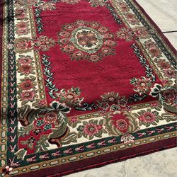 Beautiful  Persian rug 62 x 86“