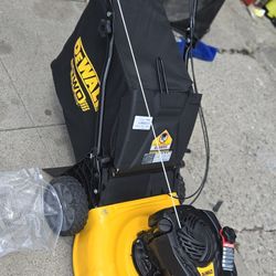 Podadora Dewalt De Gas  Self Propele