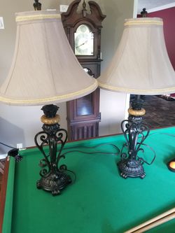 2 Victorian/Bedroom Modern Metal Lamps With Shades