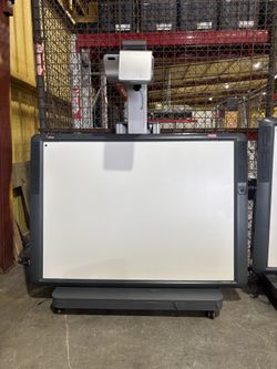 Promethean active board with projector