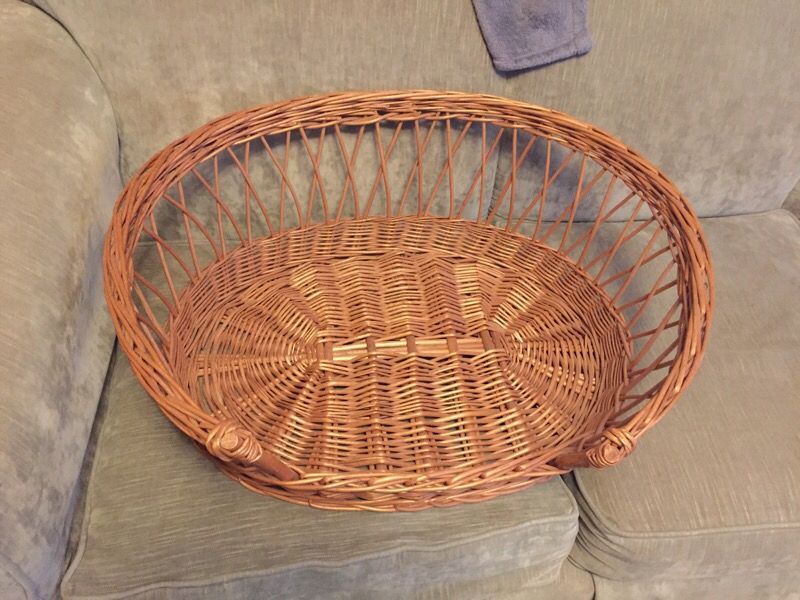 Pet bed dog or cat bed or basket