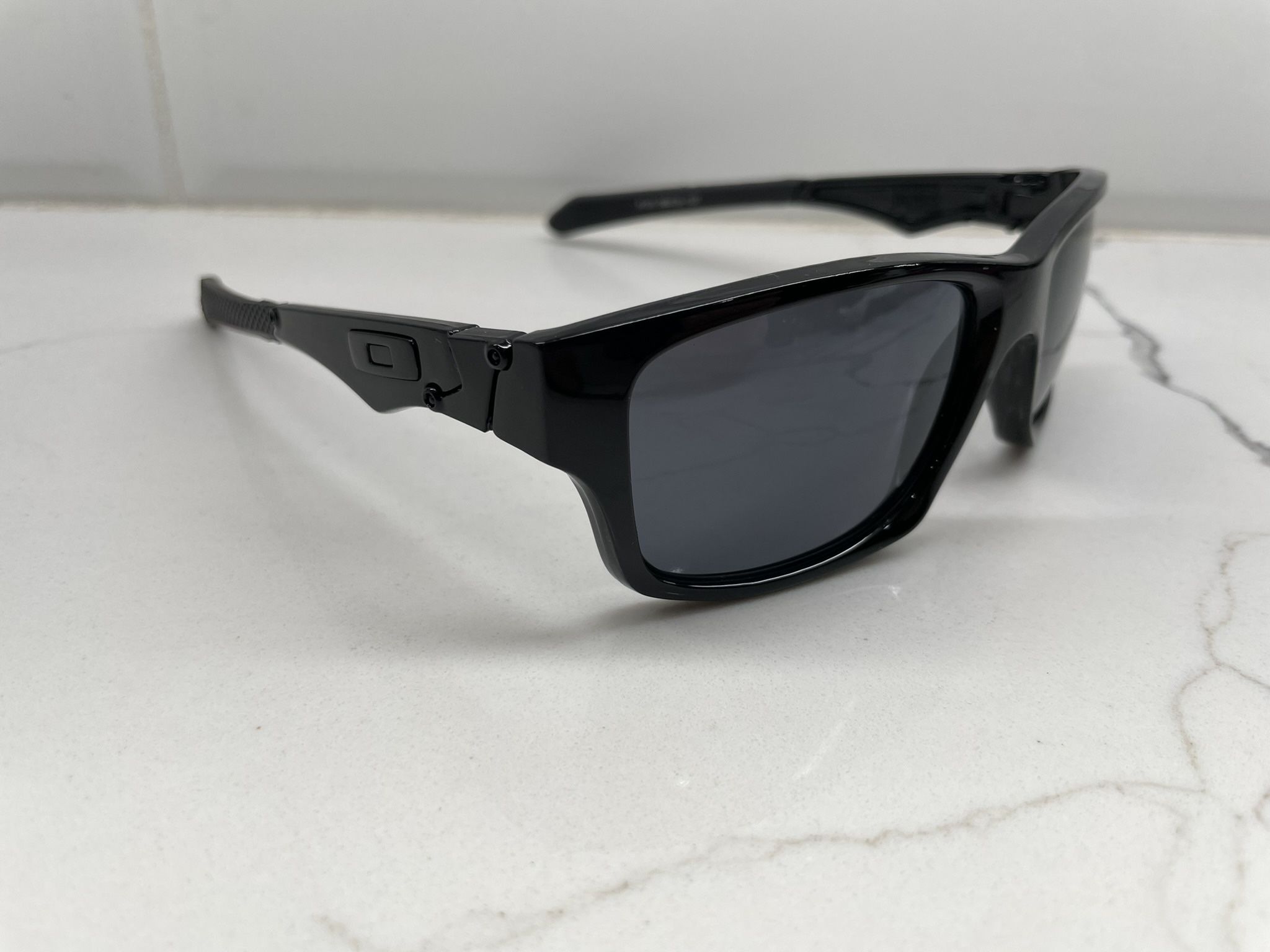 NEW Oakley Jupiter Sunglasses