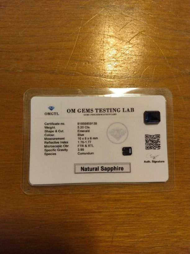 5.20 CT Emerald Cut Natural Blue Sapphire With Omgtl Certificate Of Authentication 