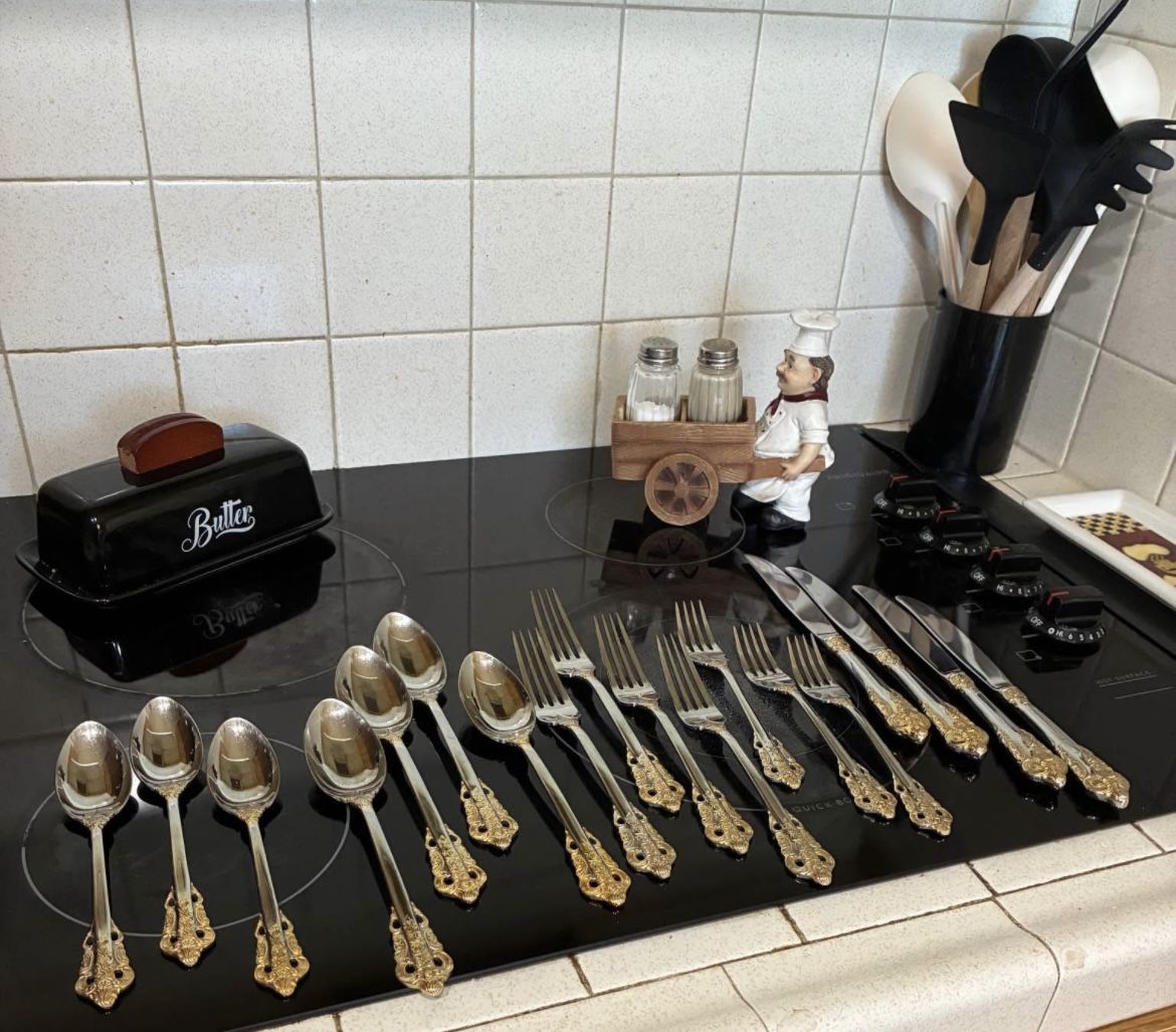 Silverware Set