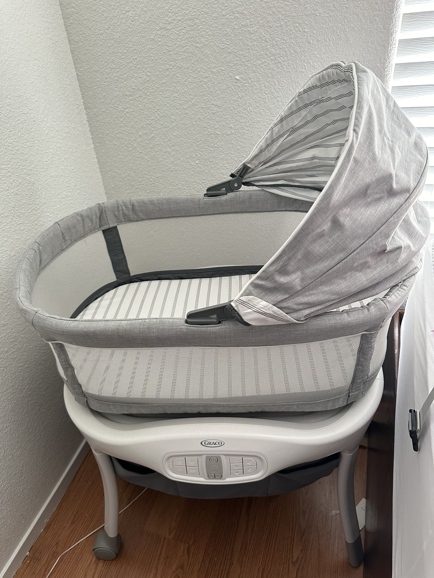 Graco Bassinet Rocker