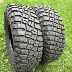 LT37-12.5-R18” Bfgoodrich Mud Terrain KM3 Tires