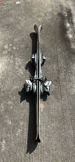 Lightly used skis