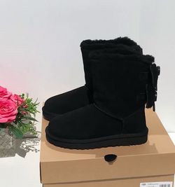 Ugg Classic Double Bow Short (black)