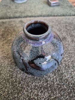 Terry Oss bud vase
