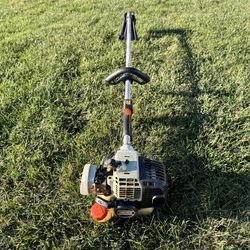 Good Condition ECHO SRM-231 Straight Shaft String Trimmer Starts up easily & runs great! Fairfield, CA