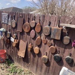 Old Cast Iron Stuff All Takes $250Rd Information 