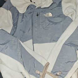Womens size large northface fleece