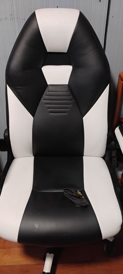 Gaming chair