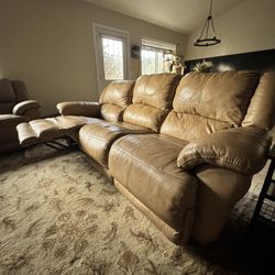 Electric Couch And Love Seat With Center Console