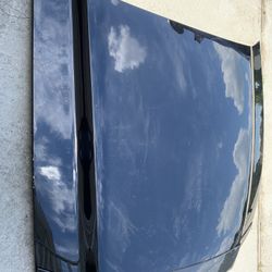 2013 Ford Mustang hood & liner