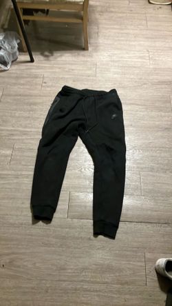 Nike tech sweats