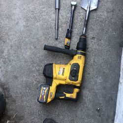 Dewalt DCH481 Demolition Hammer 60 V Flexvolt  Kit