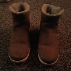 Brown Boots (>3<) <3