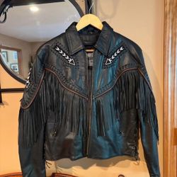 Vintage 80’s genuine leather fringe women’s jacket