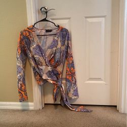 Pretty Little Thing Women Blouse Size 4 ( Small )