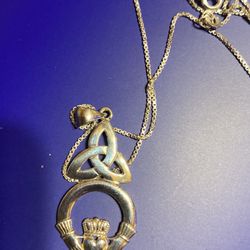 Sterling Silver Claddagh Irish Wedding Heart Necklace 