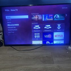 TCL ROKU 49 Inch TV