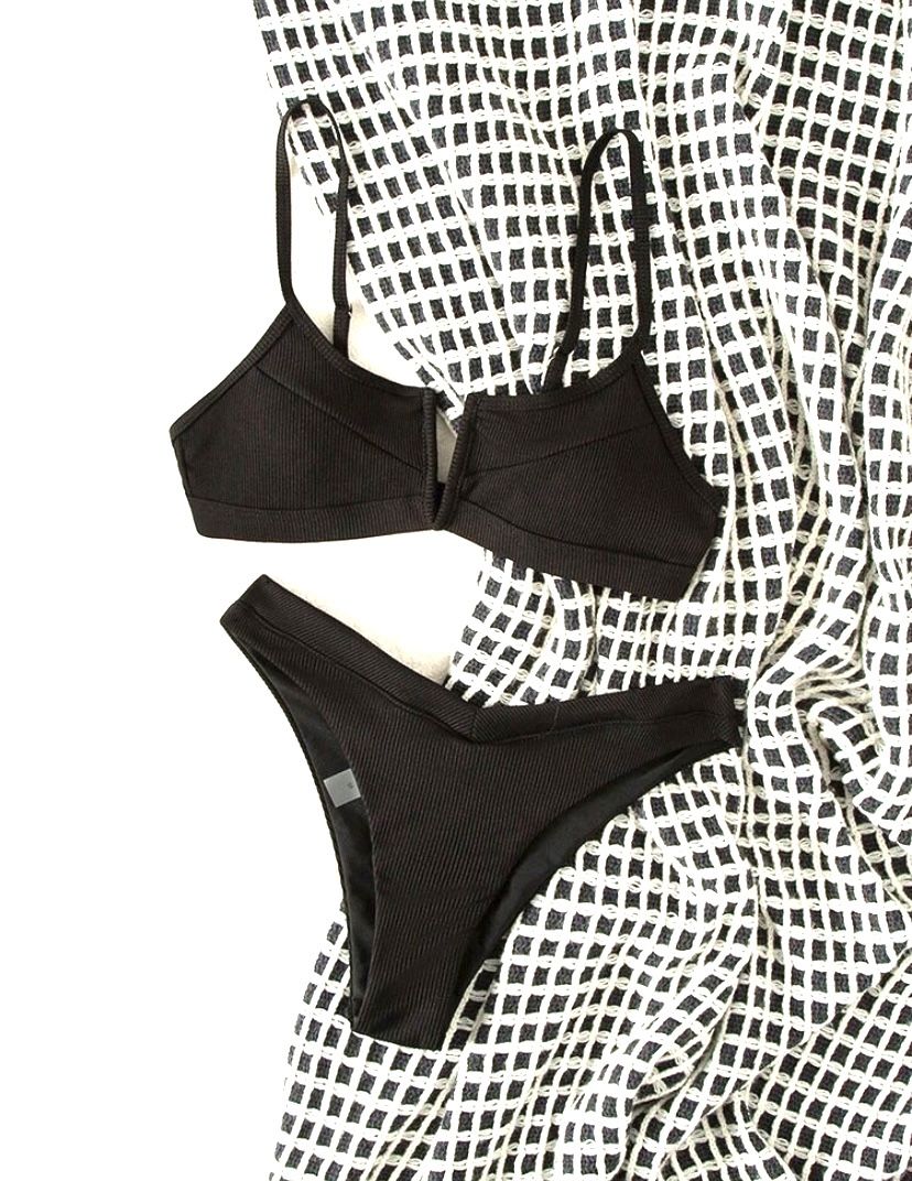 NWOT Ribbed V Wire Cheeky High Cut Bikini Set - Size XS