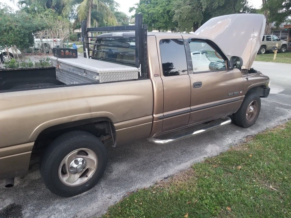 2000 Dodge Ram 1500