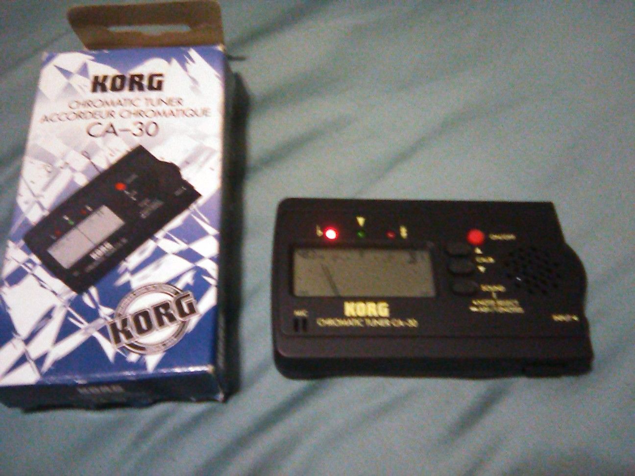 KORG chromatic CA-30 guitar bass tuner in box with manual