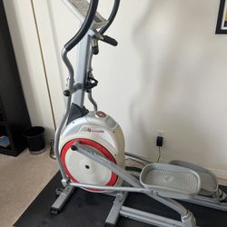 Schwin Elliptical. Model 420. Works Excellent Like New!!