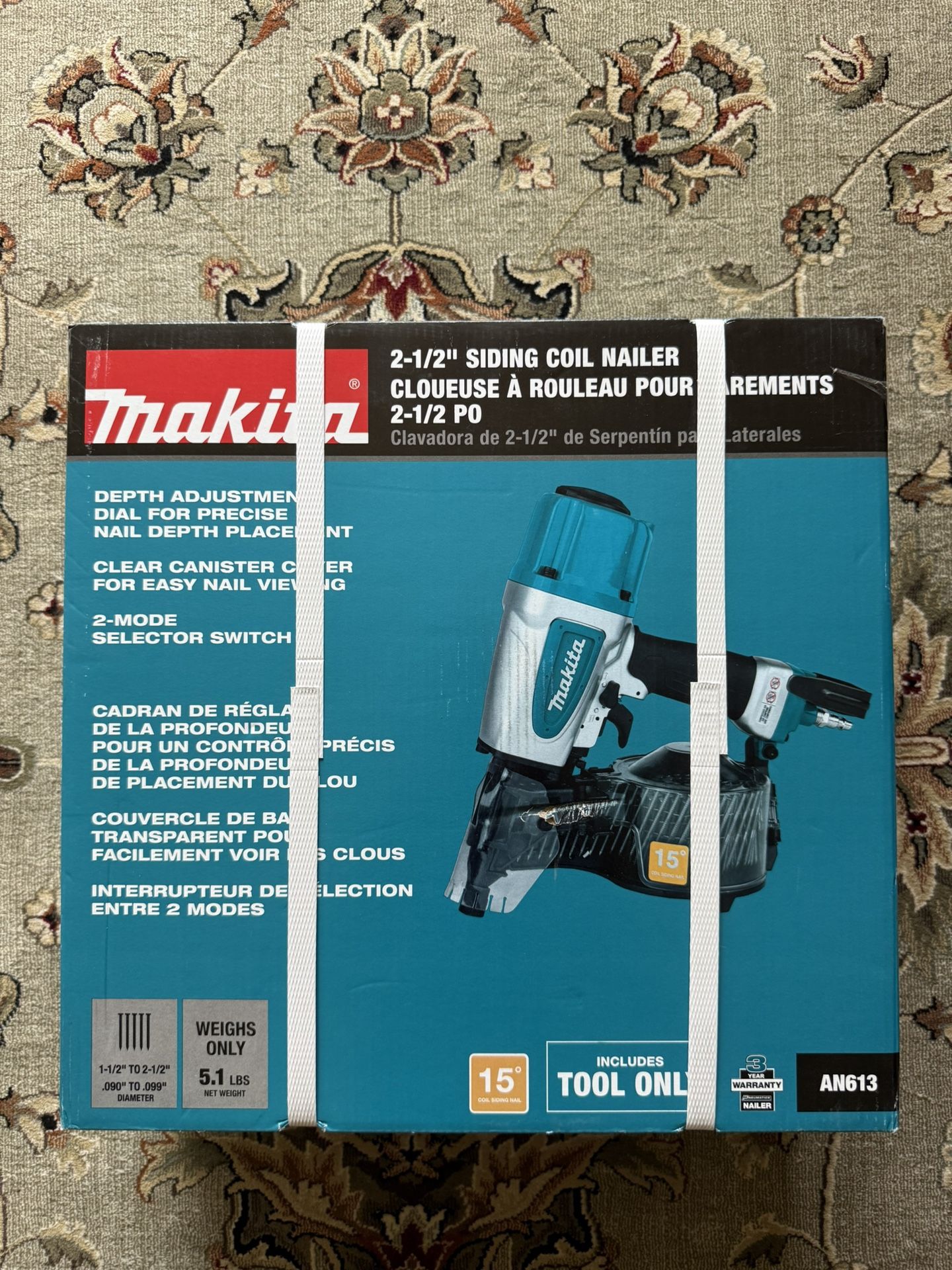 Makita Pneumatic 2-1/2 in. 15° Siding Coil Nailer