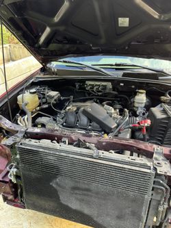 2008 Ford Escape Engine Parts