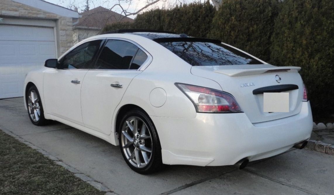 White Strong Nissan Maxima 2010 ✳️