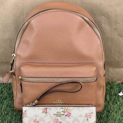 Coach Medium Charlie Backpack With Wallet/Set De Mochila Y Cartera
