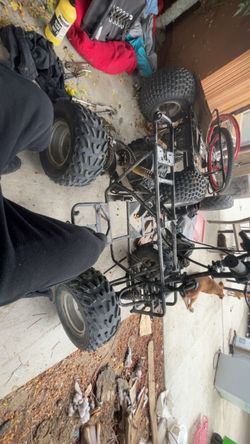 Quad Frame with Wheels