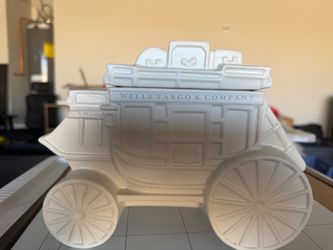 Wells Fargo & Company Ceramic Stagecoach Cookie Jar