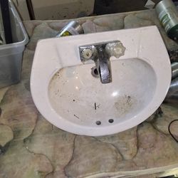 Podium Sink