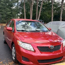 2010 Toyota Corolla SE Sedan 4D