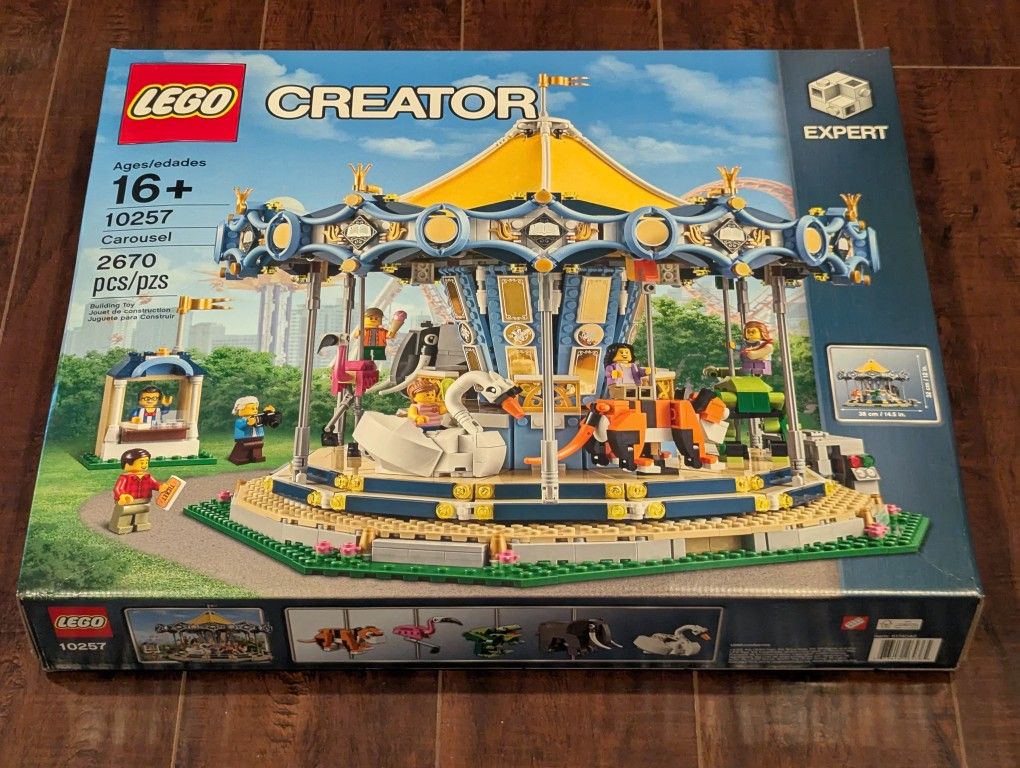 Brand New Retired LEGO #10257 Carousel