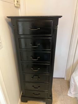 Dresser and nightstand set, black 7 draw dresser 3 draw nightstand