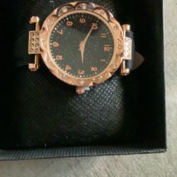 Rose gold Watch With Black Band