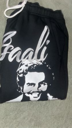 Assali sweats