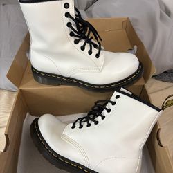 Dr Martens Boots TRADE