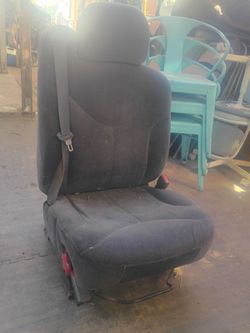 1999 to 2002 Chevy Silverado passenger side seat