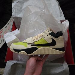 Travis Scott Jumpman Jack New Size 7