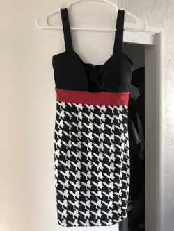 Women’s dresses