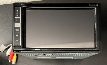 Pioneer Avic-5201 In Dash