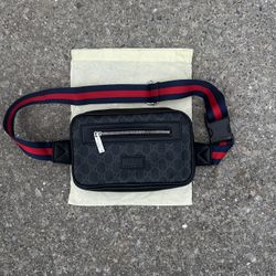 Gucci Fanny Pack With Bag