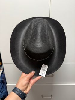 Claire’s cowgirl hat