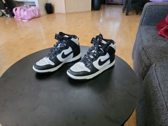 Nike Panda Dunks Women's Size 7